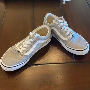 Gray Women’s Vans size 7!